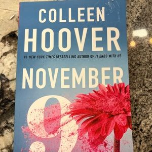 Colleen Hoover Book